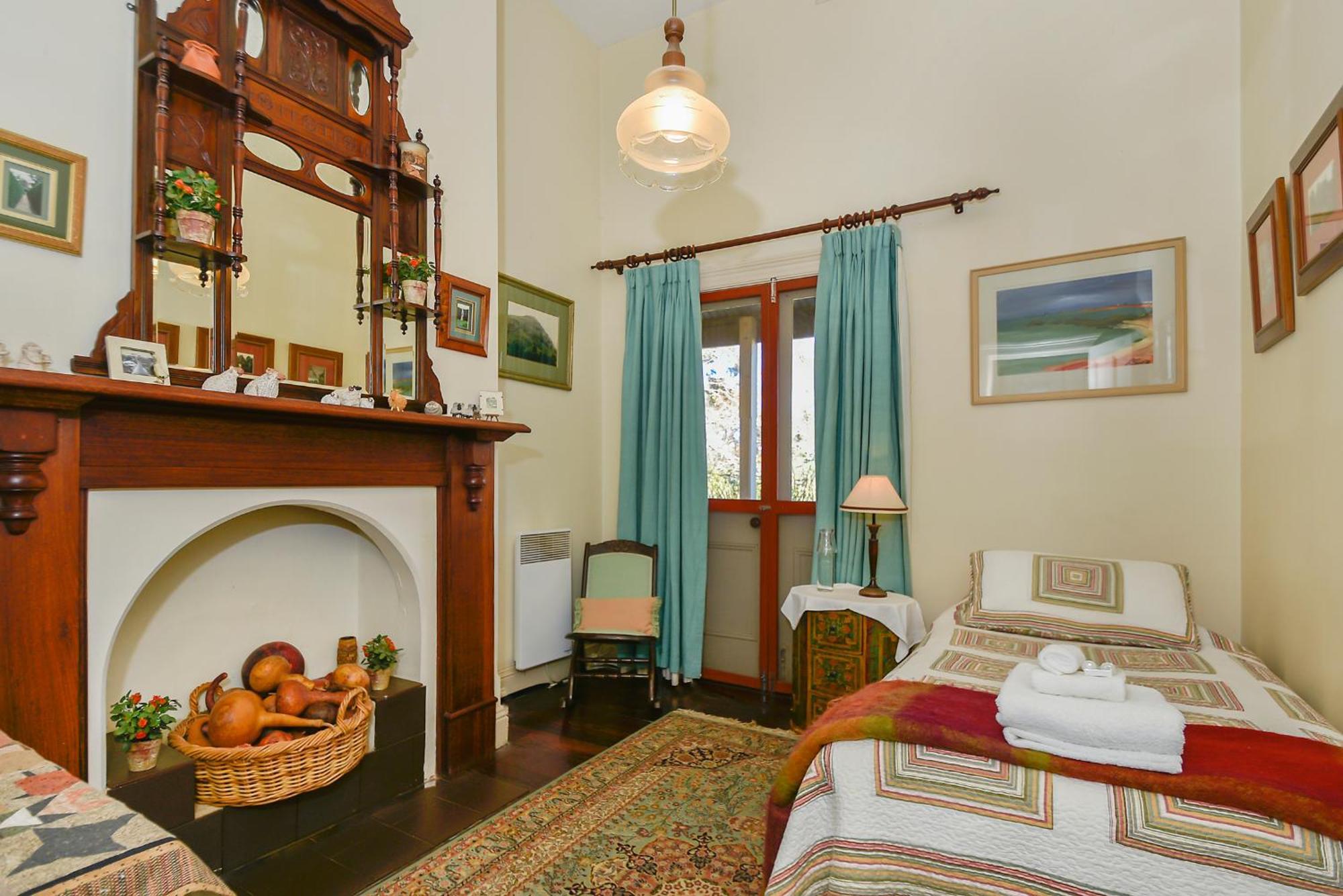 Ford House Bed & Breakfast Бриджтаун Экстерьер фото