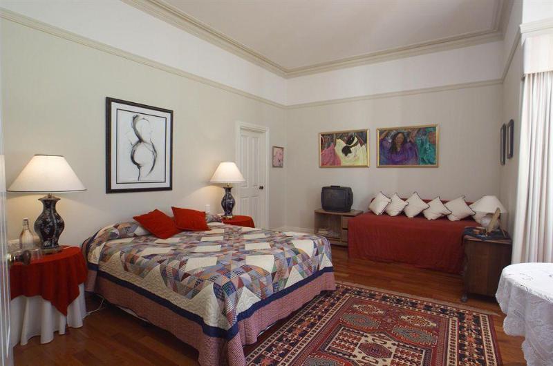 Ford House Bed & Breakfast Бриджтаун Экстерьер фото